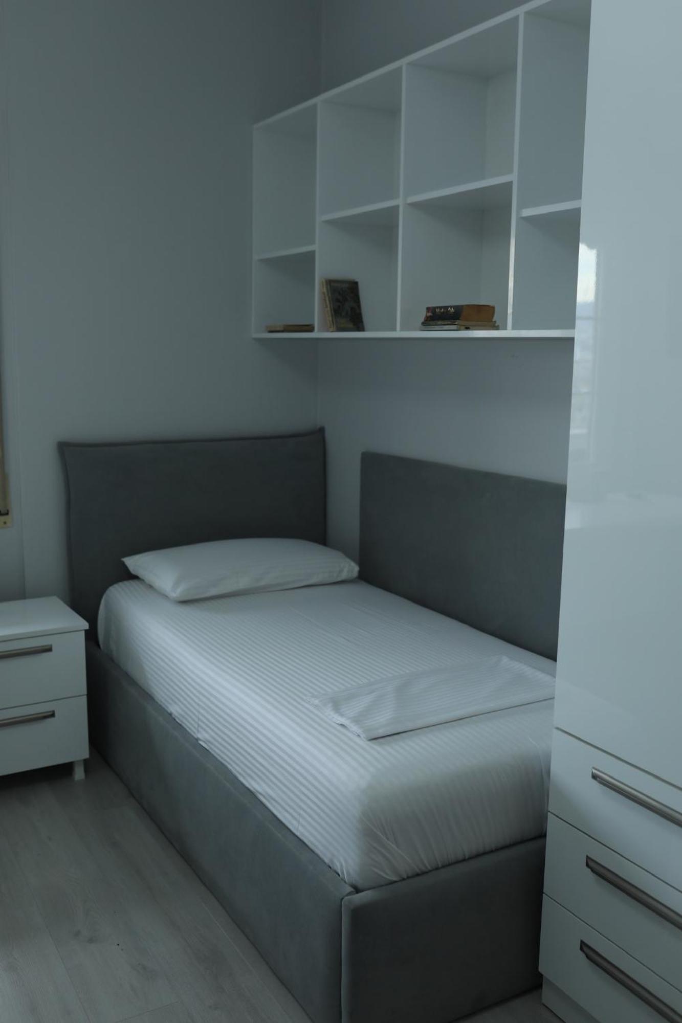 Tirana Gallery Apartment - City Center View Eksteriør bilde